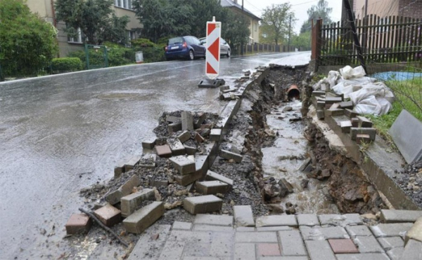 Středočeský kraj pomůže obcím s likvidací škod po náhlé přívalové povodni